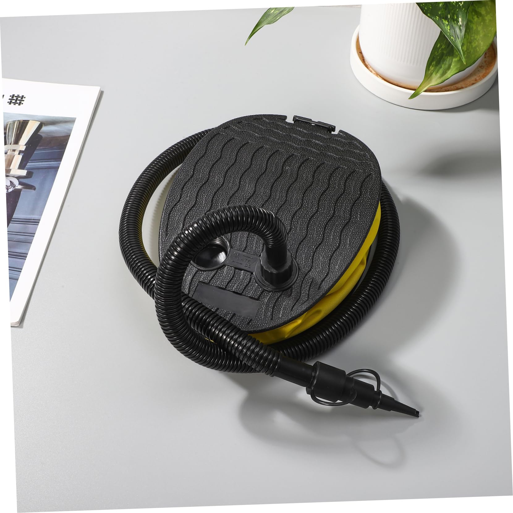 MAGICLULU 2 Stück Blasebalg Fußpumpe mit Adaptern Tragbare Luftpumpe für Camping Luftbett Yoga Ball Aufblasbare Matratzen und Kissen Schnelles Aufpumpen und Ablassen ohne Strom