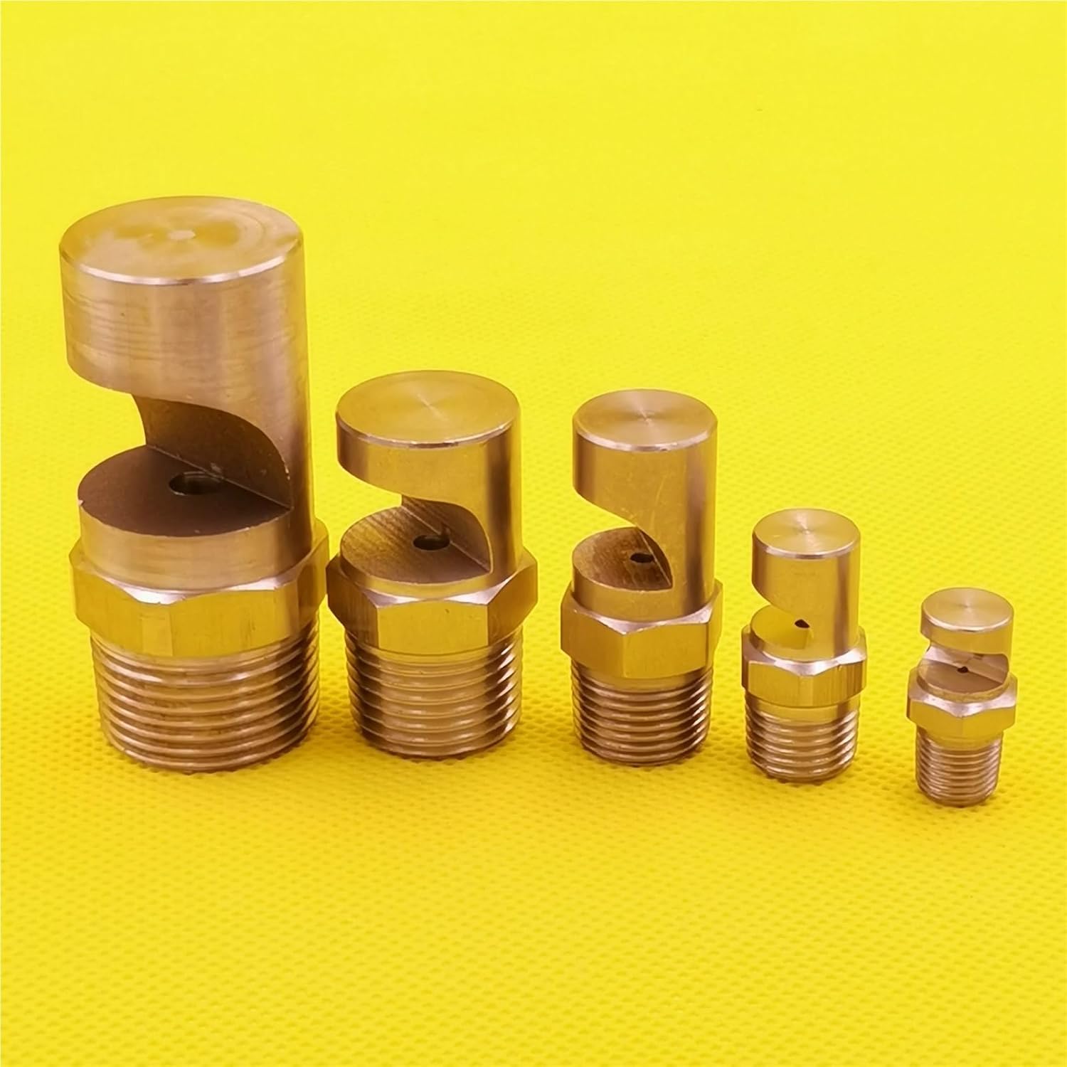 Stainless Steel Wide Angle Flat Fan Spray Nozzle Wide Angle Deflection floodjet Industrial Cleaning misting Spray Nozzle(1 of 4 inch)