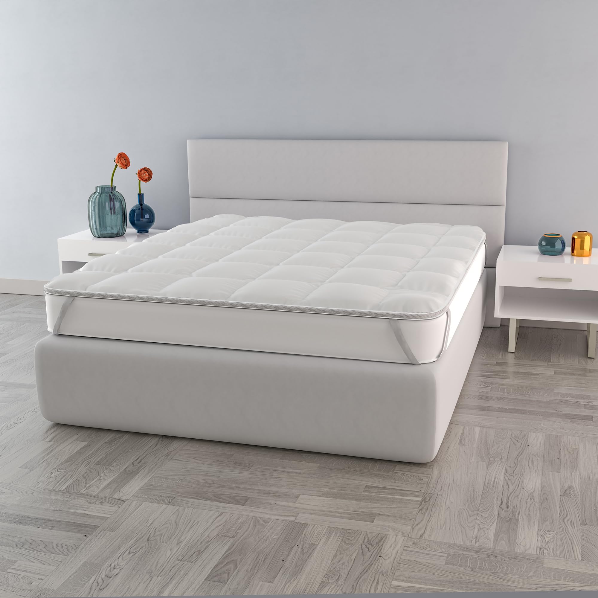 Topper Matrimoniale Fancy in Microfibra con Imbottitura di 300gr/mq - NON SCIVOLA con Cinghie Angolari - Trapuntato per Mantenere Uniforme l'Imbottitura e la Morbidezza (160x195cm)