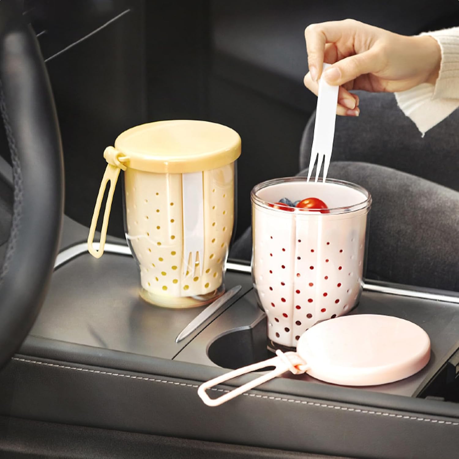 Fruit Salad Cup with Carrying Handle and Fork for Hiking, A | Silicone Sealing Lid for Storing Berries and Vegetables, Eating for Offices or Outdoor Picnics