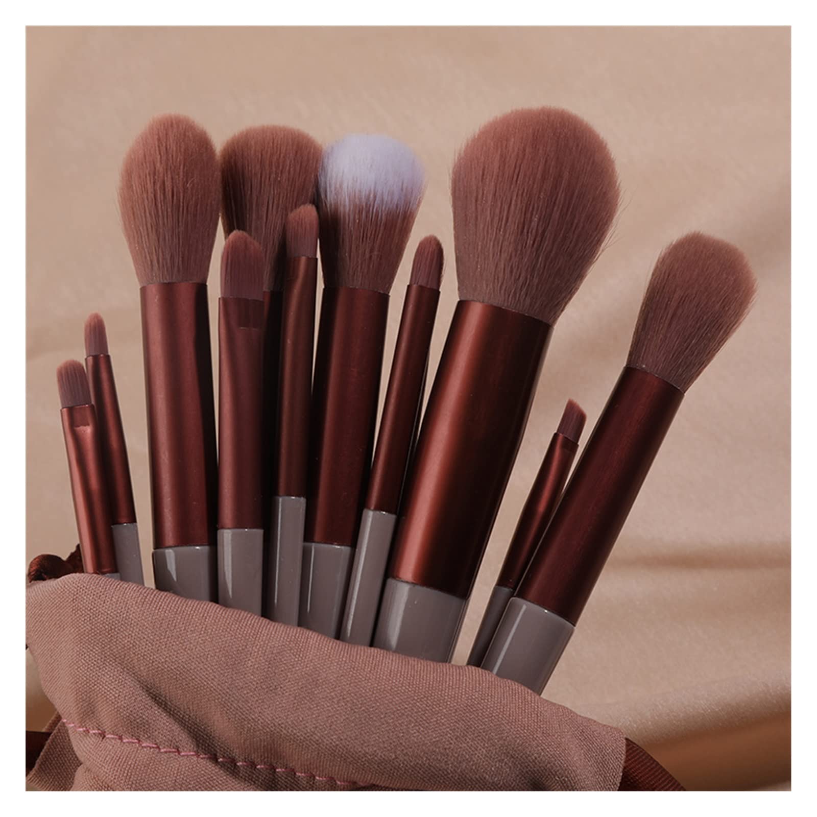 Kit pinceaux de maquillage YUYUYU 13 pièces avec poils doux pour fond de teint et fard