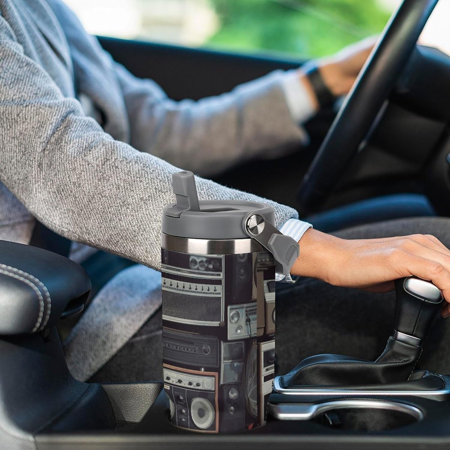 30oz Insulated Tumblers with Top Handle, Stainless Steel Vintage Wall of Radio Boombox Car Cup with Straw for Gift, Leak-Proof Double Wall Vacuum Travel Mug, Personalized Water Bottles White