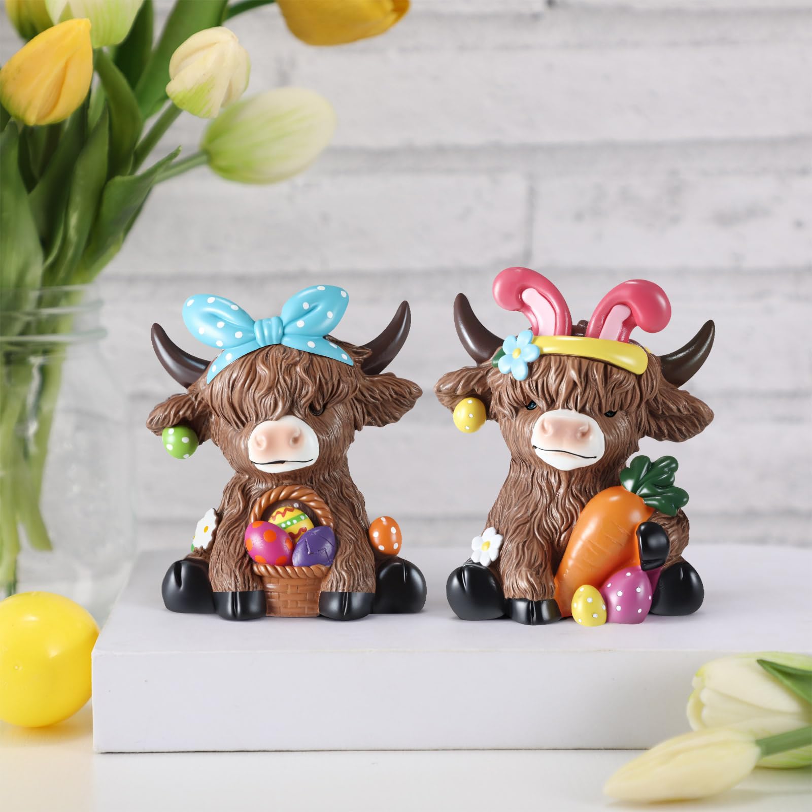Karenhi 2 statuette di mucca delle Highland pasquali gnomi scozzesi in resina, statua di vitello, regali per Pasqua, casa, giardino, cucina, ufficio, vassoio a più livelli decorazione da tavolo