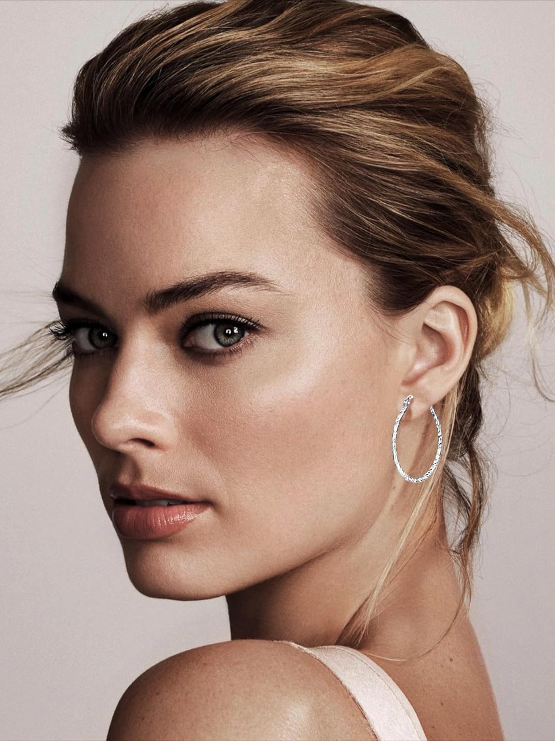 S925 Sterling Silver Minimalist Geometric Twist Circle Hoop Earrings - Durable, Hypoallergenic, and Nickel-Free Jewelry - Image 5