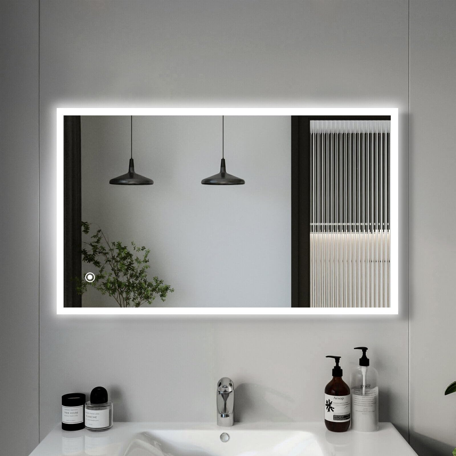 Youyijia LED Badspiegel mit Beleuchtung, Wandspiegel Badezimmerspiegel mit Touch-Schalter Kaltweiß 6000K Energiesparend Lichtspiegel