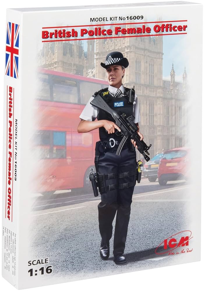 ガレージキット　塗装済み完成品　イギリス空軍の女性パイロット　1/16 ライフミニチュア[LM-16005]1/16 WWII イギリス空軍ATA(航空輸送