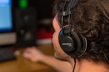 SAMSON SR990 Closed-Back Studio Reference Headphones
