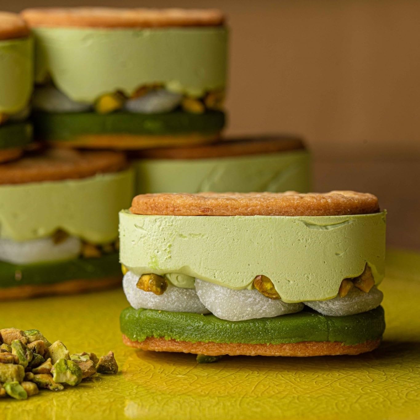 ラニーチーズ ピスタチオサンド