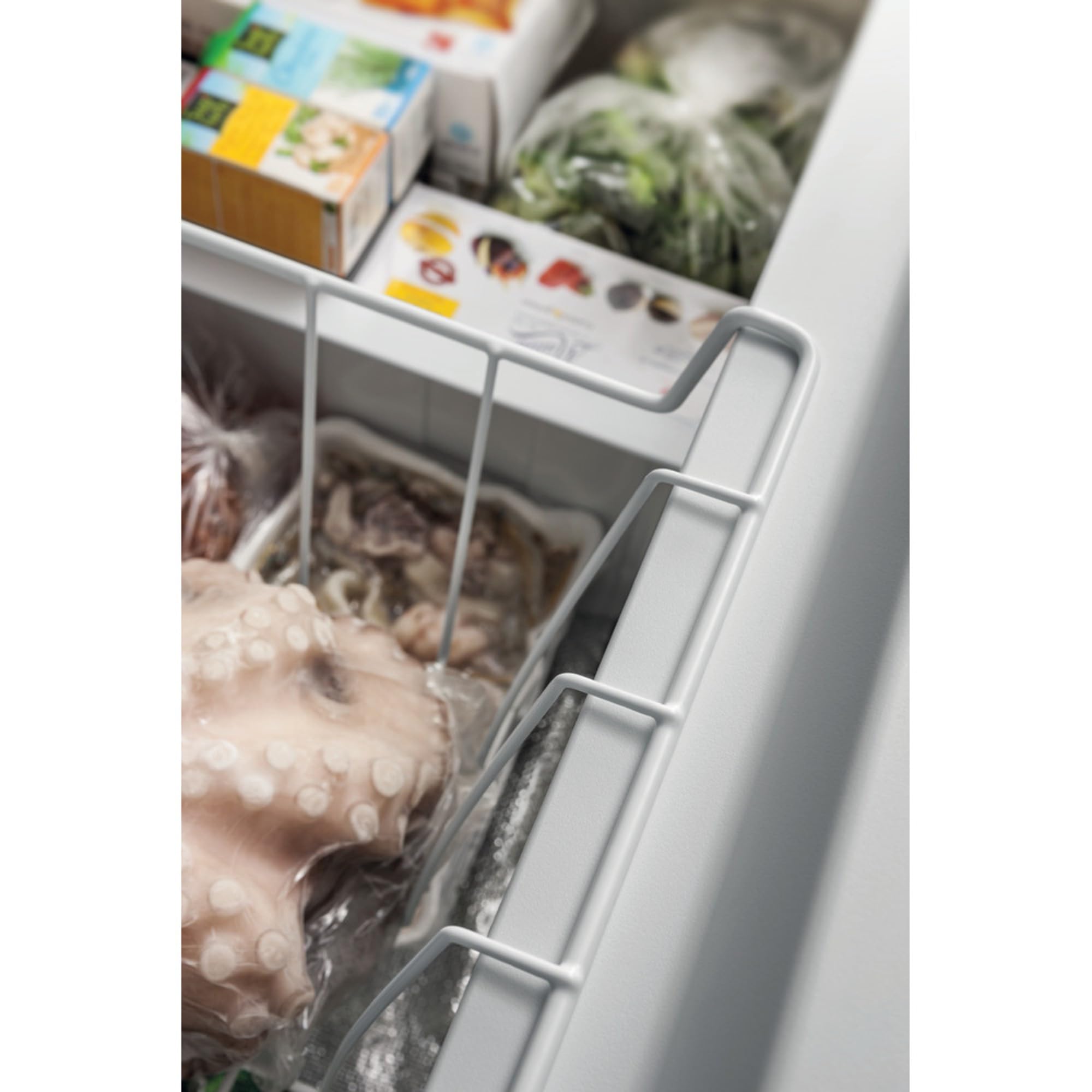Bauknecht GT 270 2 Gefriertruhe 252 L Space-Max Supergefrierfunktion Weiss