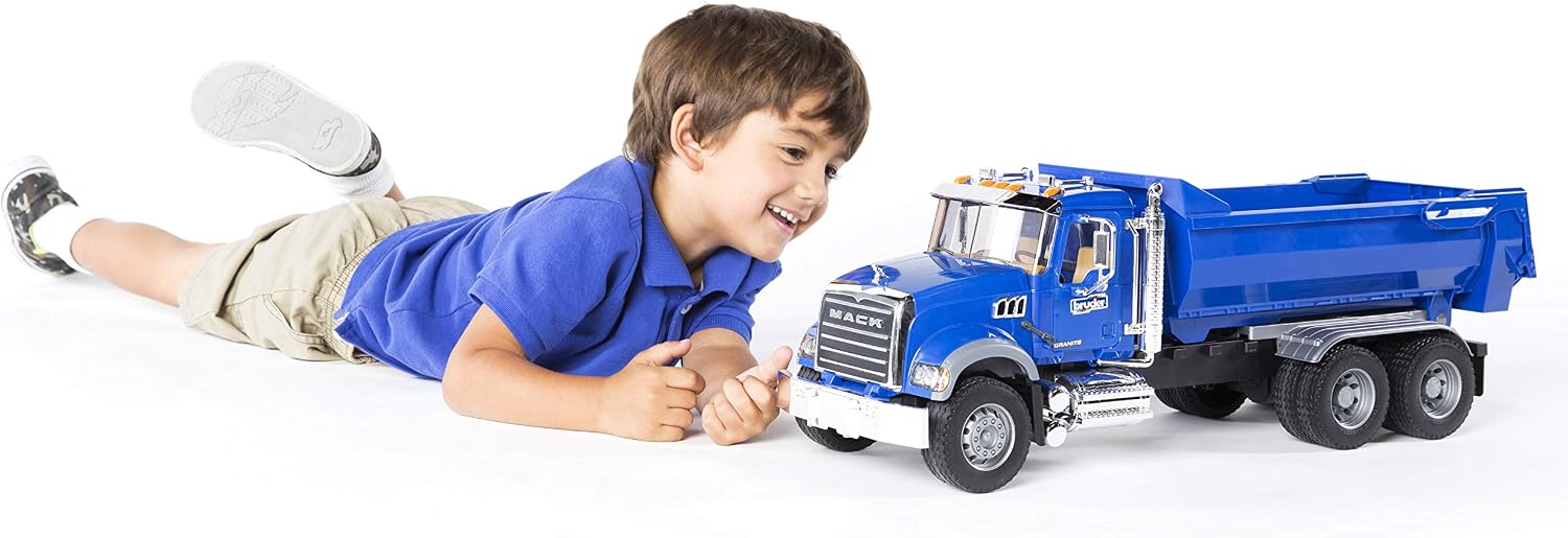 Bruder 02823 MACK Granite Halfpipe Dump Truck