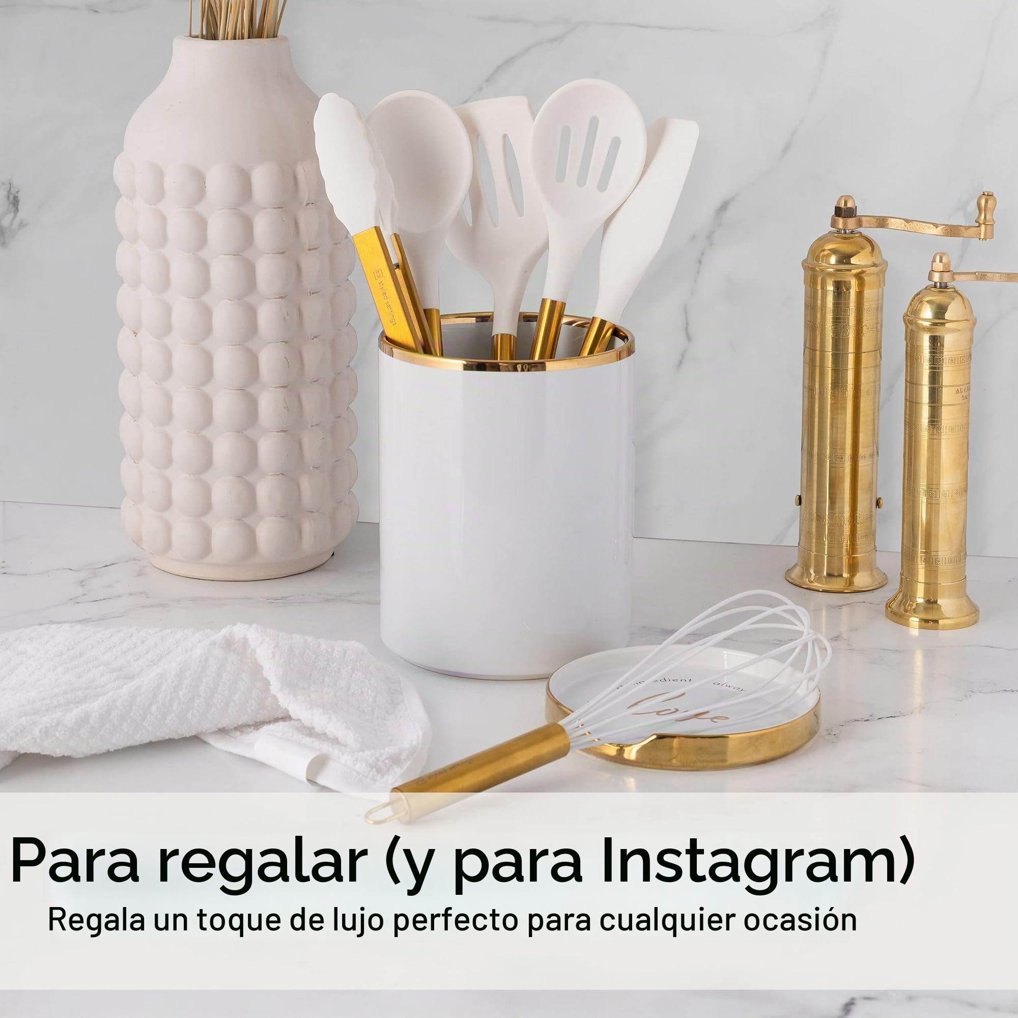 Styled Settings White and Gold - Juego de utensilios de cocina de silicona de 6 piezas con espátula, batidor, pinzas, cuchara y volteador, antiadherentes, sin BPA, accesorios de cocina dorados
