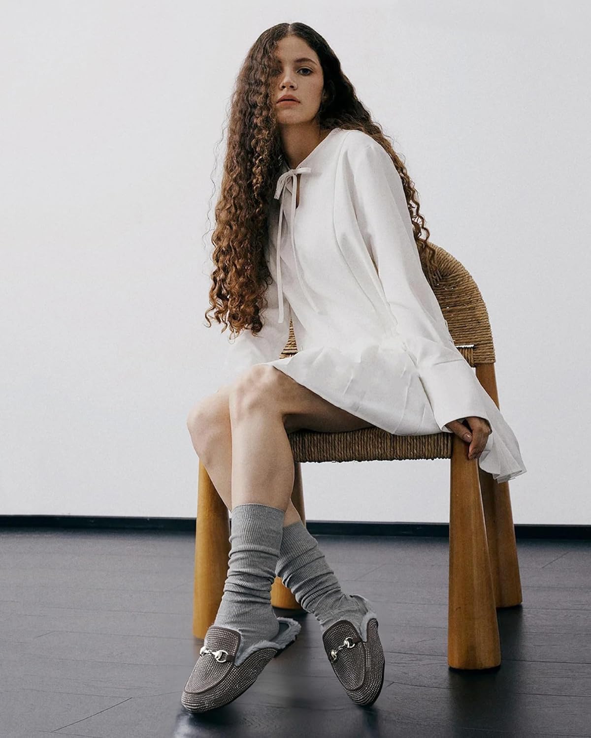 NEWBELLA Women's Faux Fur Lined Mule Slippers - Cozy Slip-On House Shoes with Round Toe, Warm Winter Indoor & Outdoor Shoes for Fall & Winter - Image 3