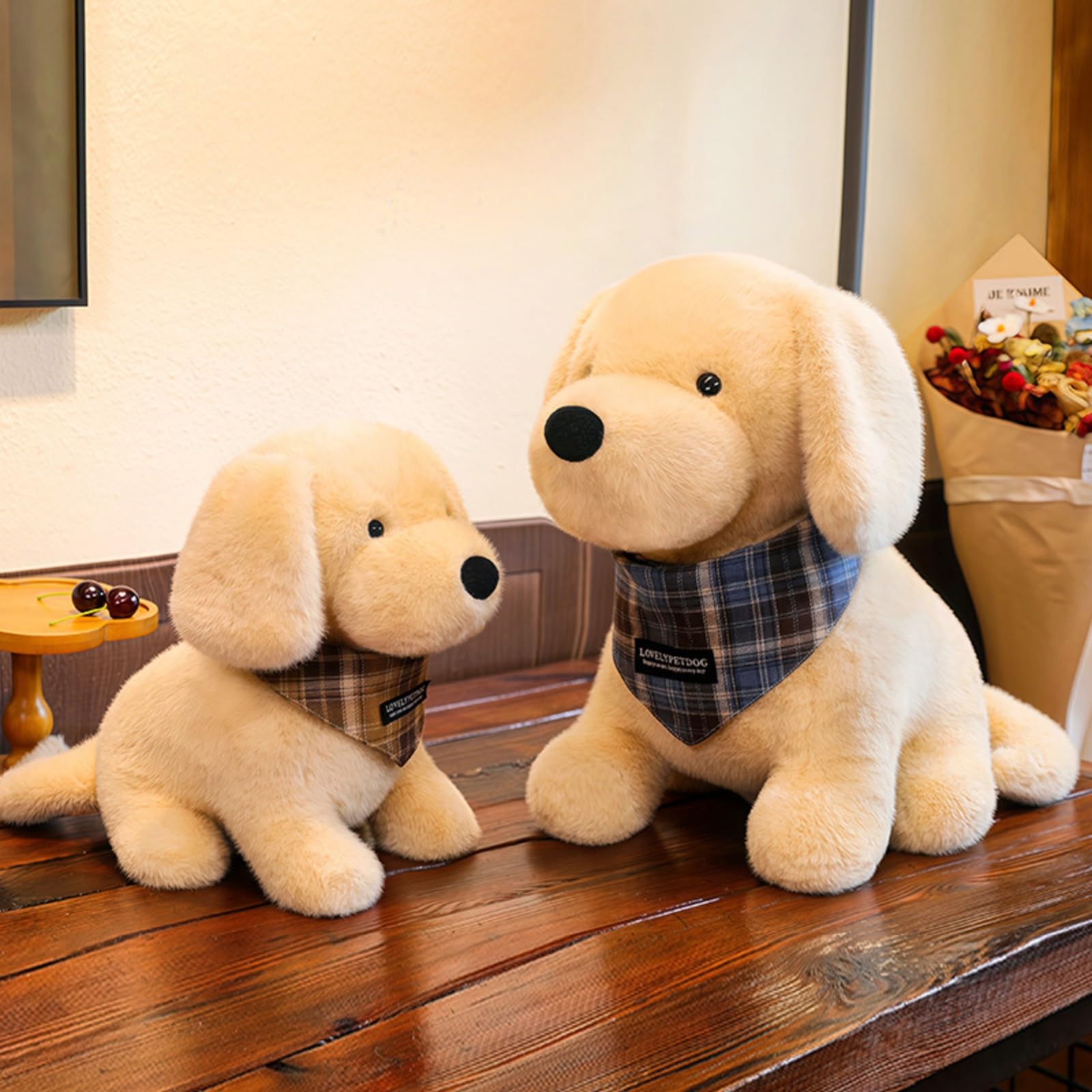 champracer Kuscheltier Hund,Niedliches Hunde Plüschtiermit Schal, für Wohnzimmer,für Zimmerdekoration & Geschenk für Kinder (50cm,Brauner Schal)