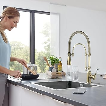 Antique Classic High Arc Kitchen Faucet Single Handle Pull Down Sprayer Swivel Commercial Kitchen Sink Faucets for Farmhouse, Brushed Gold