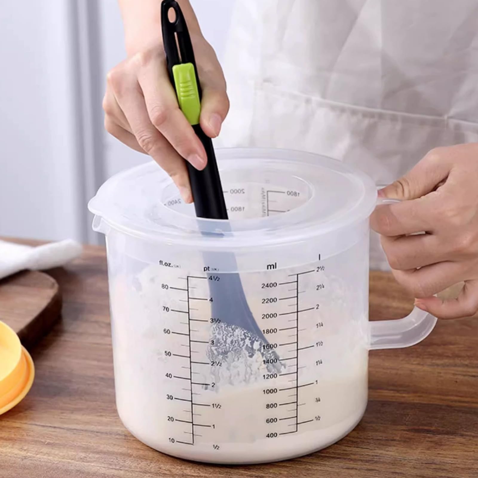 1 Unidad de Vaso medidor de plástico Transparente con Tapa - Jarra graduada con asa y Pico, Herramienta de medición precisa para Hornear, batir Huevos y Mezclar, Bol de Cocina versátil