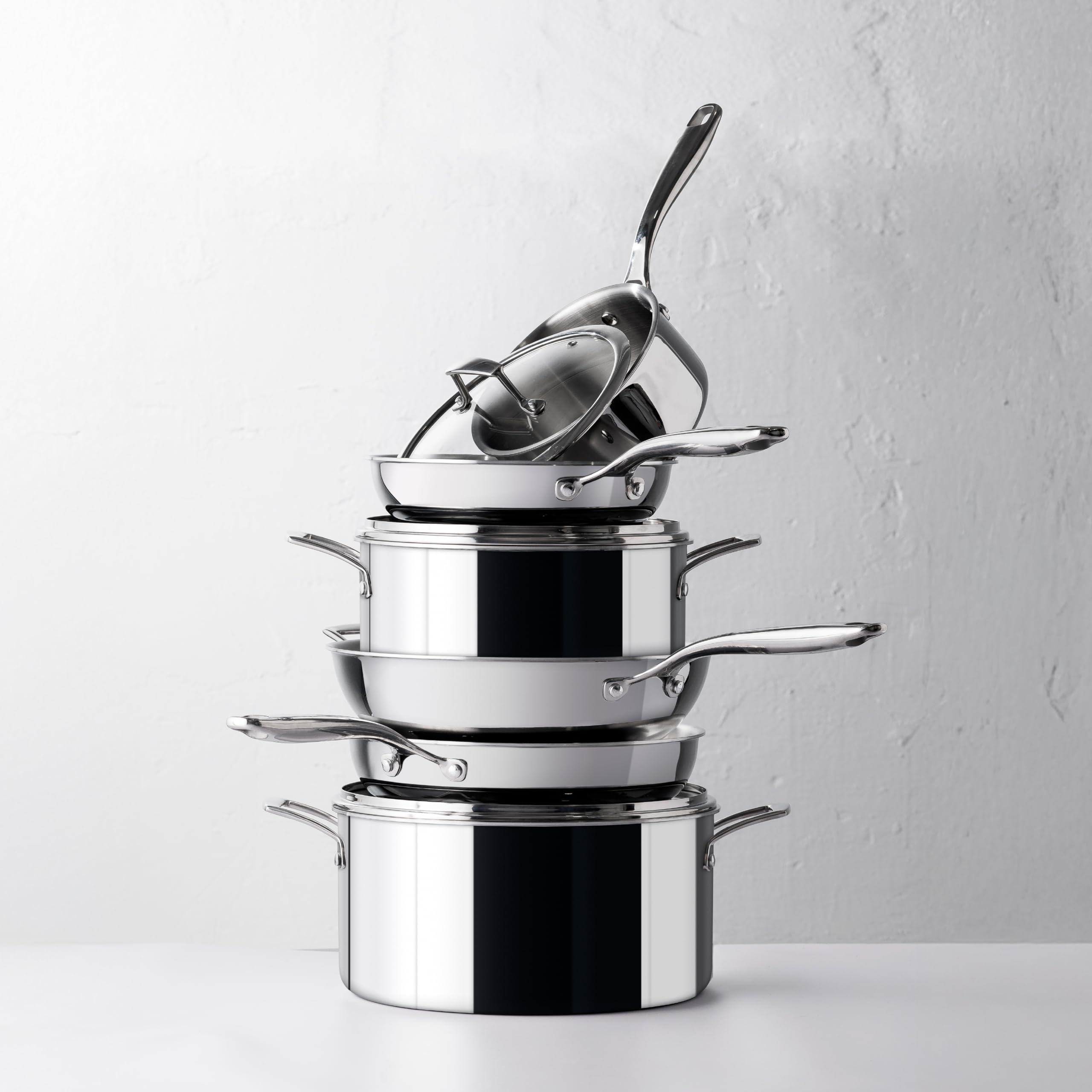 Lacor 60888 - Cacerola Baja Trichef, 5 L, 28 cm, Tricapa de Acero | En acero inox 18/10, para guisos y cocciones uniformes; apto para inducción y horno, apto para lavavajillas, de gran utilidad