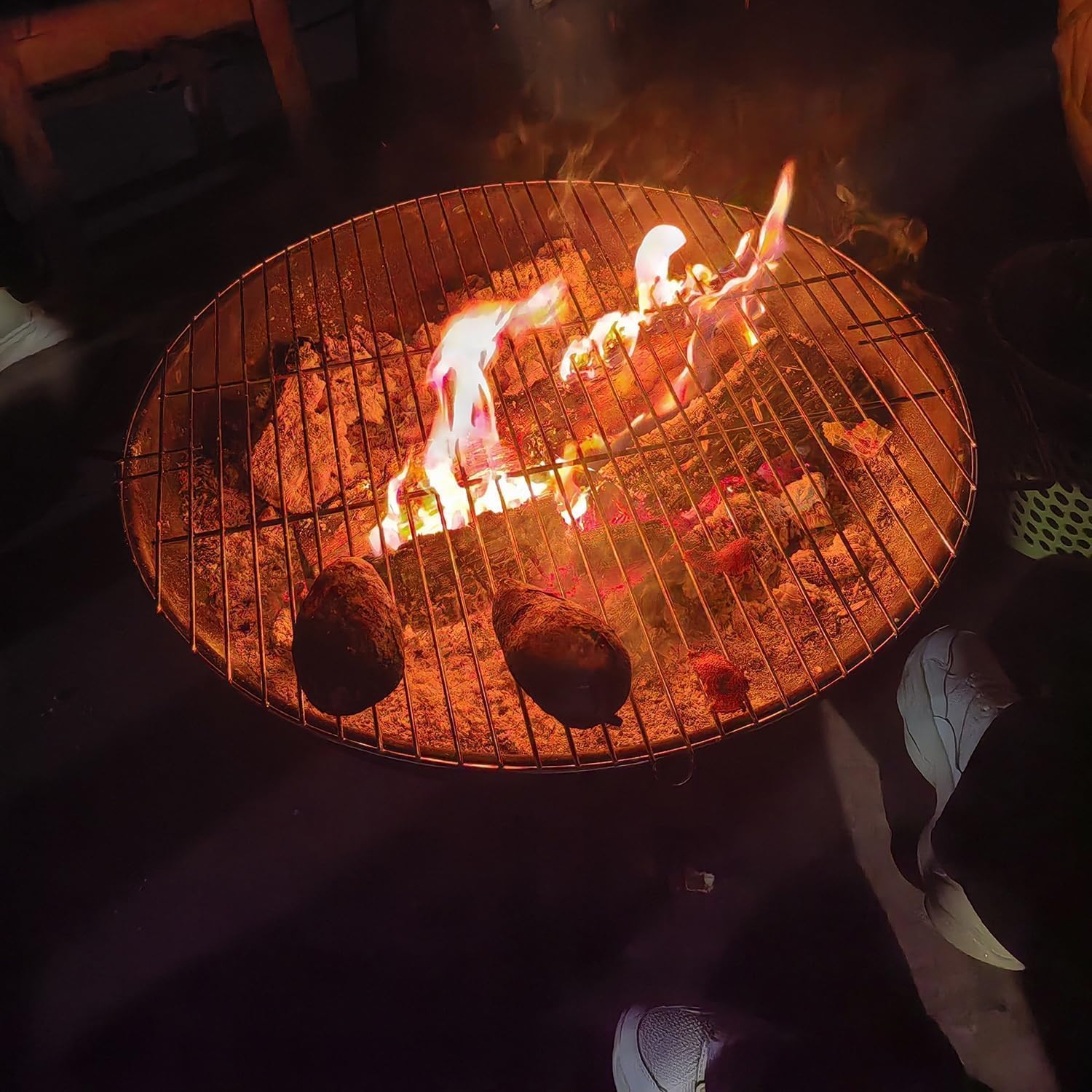 2-in-1 Outdoor Cast Iron Fire Bowl 60cm Large Fire Bowl with Grill Plate for Heating/BBQ Wood Stove Fire Pit & Grill for Garden, Camping, Picnic with Metal Handles-image-33