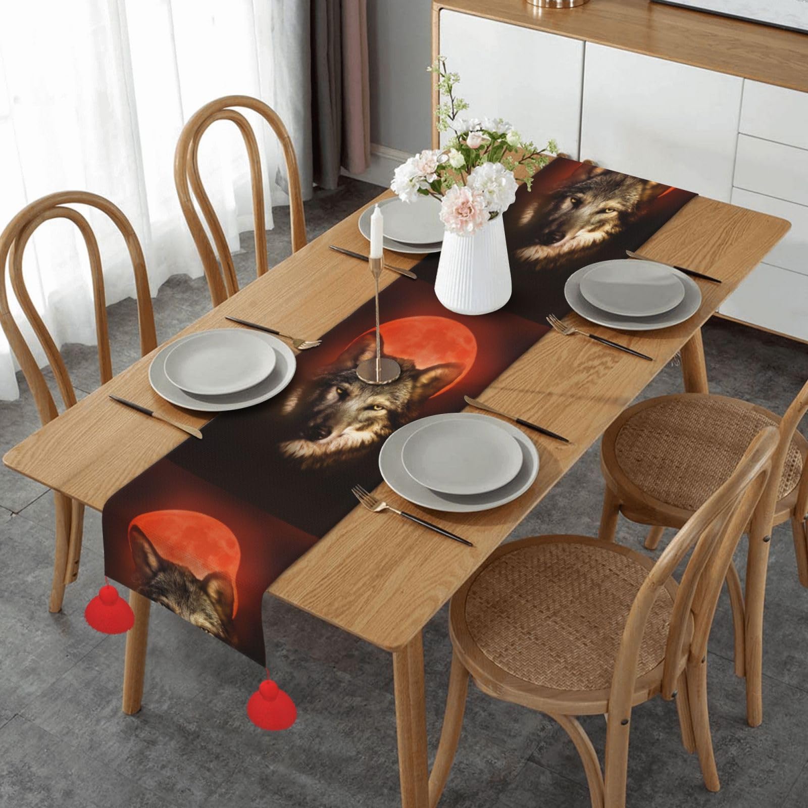 Chemin de table lune rouge antidérapant pour protéger votre table