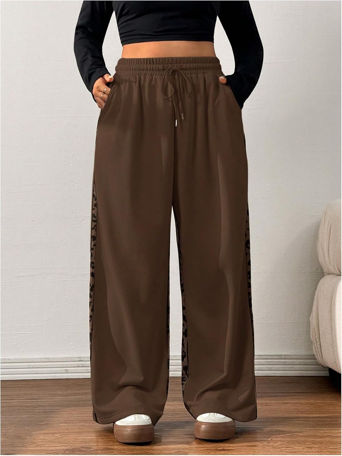 Verdusa Women's Plus Size Leopard Print Baggy Sweatpants Athletic Wide Leg Pants with Pockets - Image 3