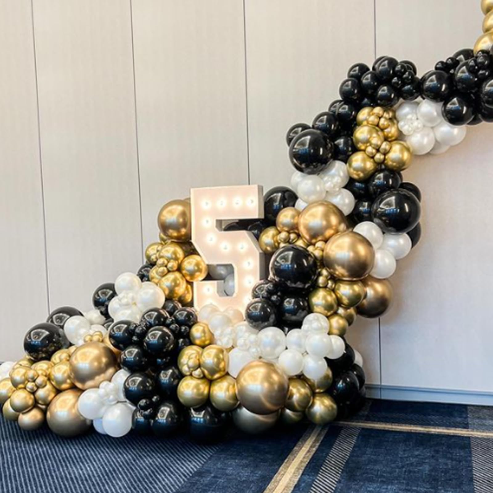 120pcs Metallic Gold Balloon Arch Kit, 18 12 10 5 inch Chrome Gold Latex Balloons Different Sizes Metallic Gold Balloon Garland for Graduation Engagement Wedding Birthday Party Decorations