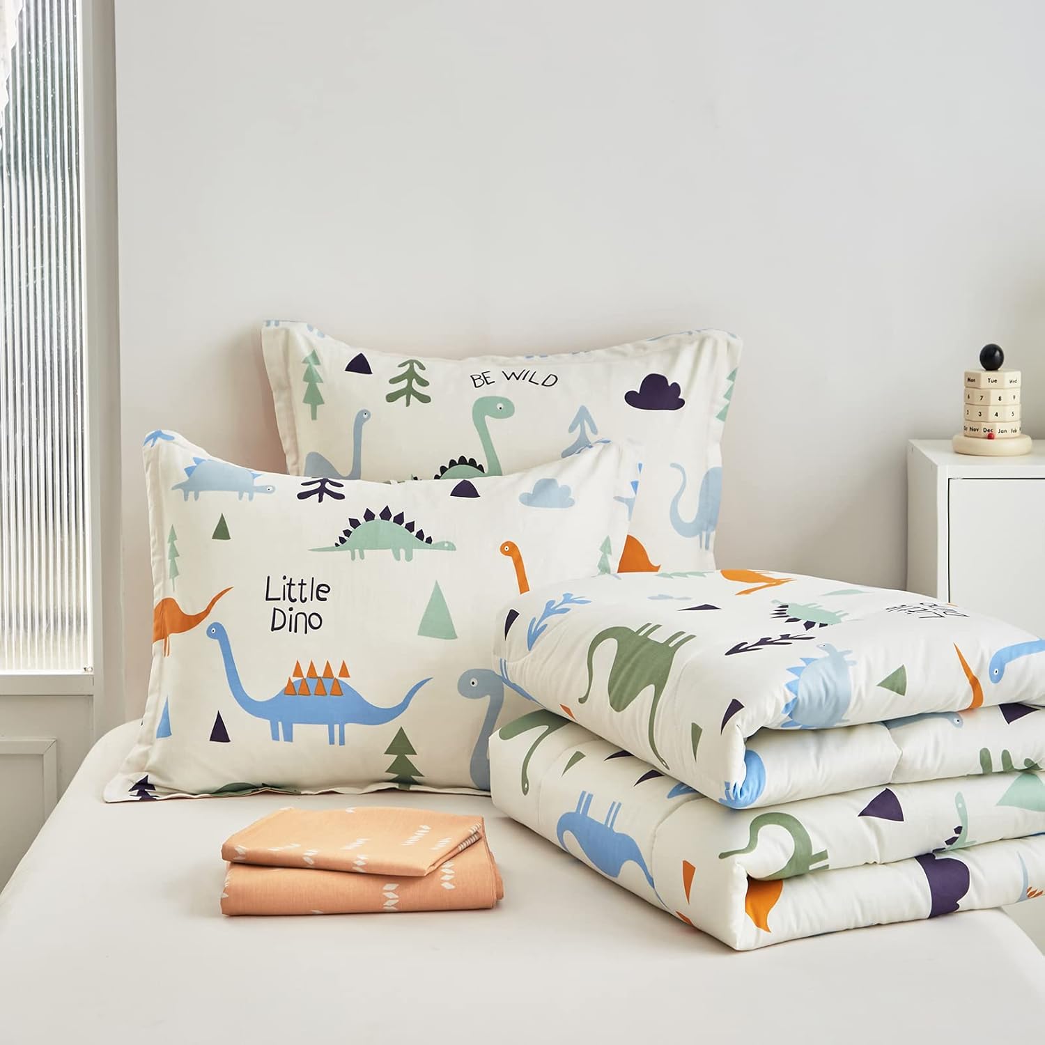 Joyreap Bed in a Bag Cotton, Dinosaur Reversible Design, Queen Size 7-Piece Cotton Bedding Comforter Set for Kids Boys n Girls- 1 Comforter, 2 Pillow Shams, 1 Flat Sheet, 1 Fitted Sheet, 2 Pillowcases