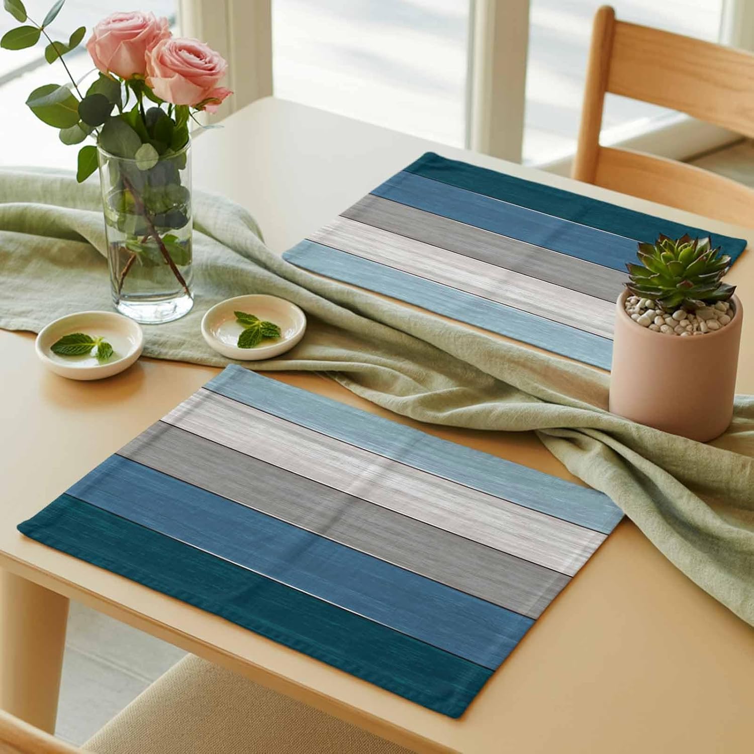 Vandarllin Placemats Set of 6, Retro Rustic Barn Wood Texture Polyester Stain Resistant Table Mats Washable Placemat Decoration for Kitchen Dining Table Ombre Blue Gray Ocean Hues