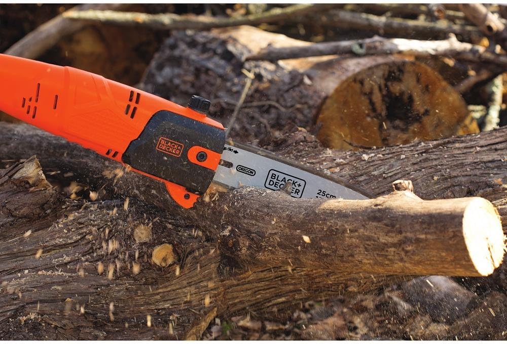 BLACK+DECKER 6.5 Amp 10 in. Electric Pole Saw (PP610)