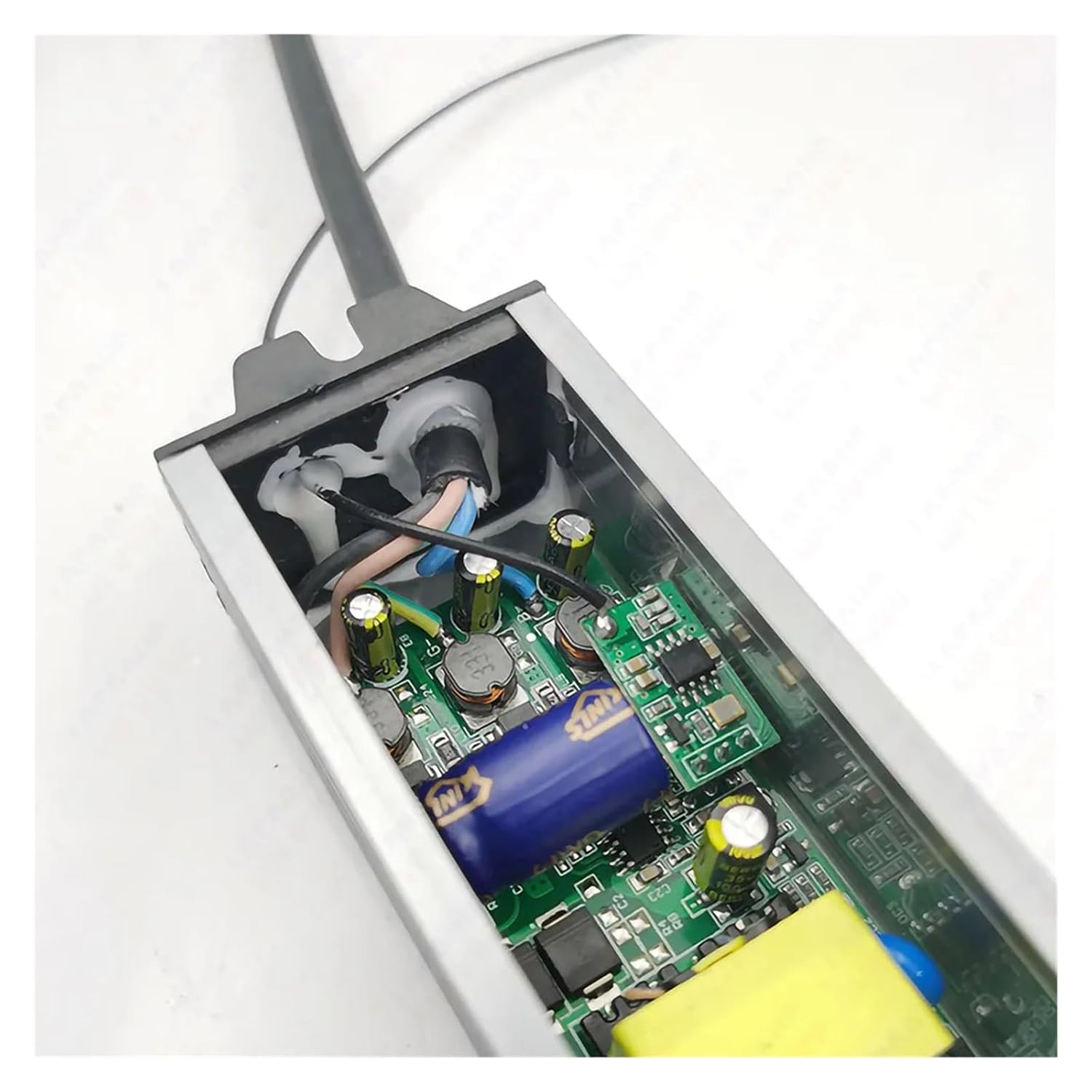 10W 20W 30W 50W 100W RGB LED Driver Waterproof IP67 Power Adapter Transformer Infrared Remote Control AC85-265V(10 Watt)