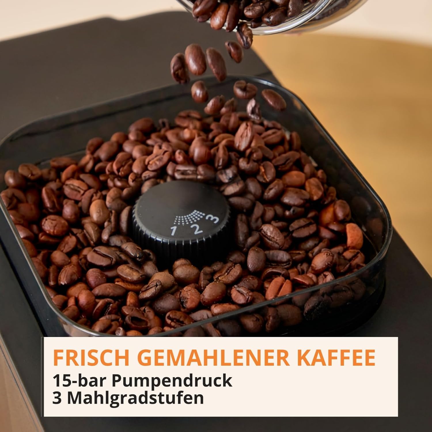 KRUPS Kaffeevollautomat Coffee Crush SA4028E0 mit elektrischem Milchaufschäumer XL1008 – Edelstahlmahlwerk, 15 cm schmal, Frisch- & Pulverkaffee, 150 ml Milchschaum, Schwarz