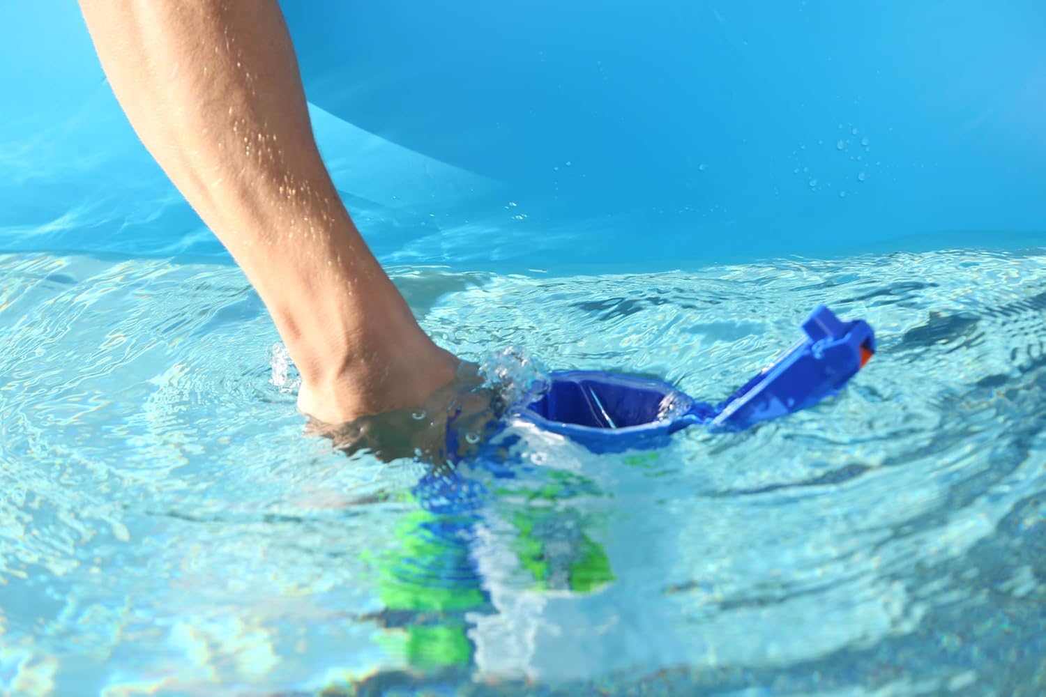 X-Shot Water Warfare Fast-Fill Water Blaster by ZURU (Fills with Water in just 1 Second!) : Toys & Games