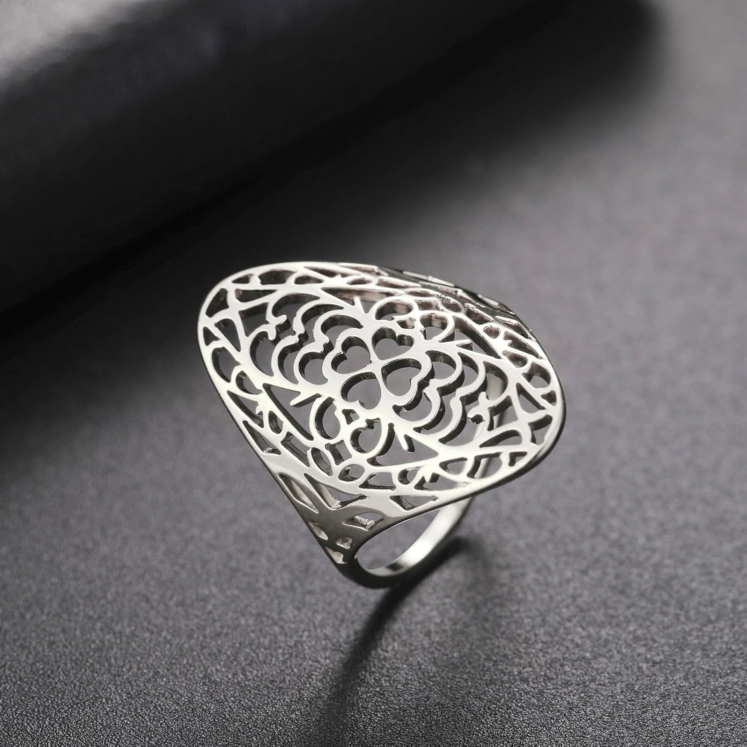 TEAMER Vintage Filigree Flower Ring Stainless Steel Elegant Flower Ring Wedding Band Ring for Women - Image 5