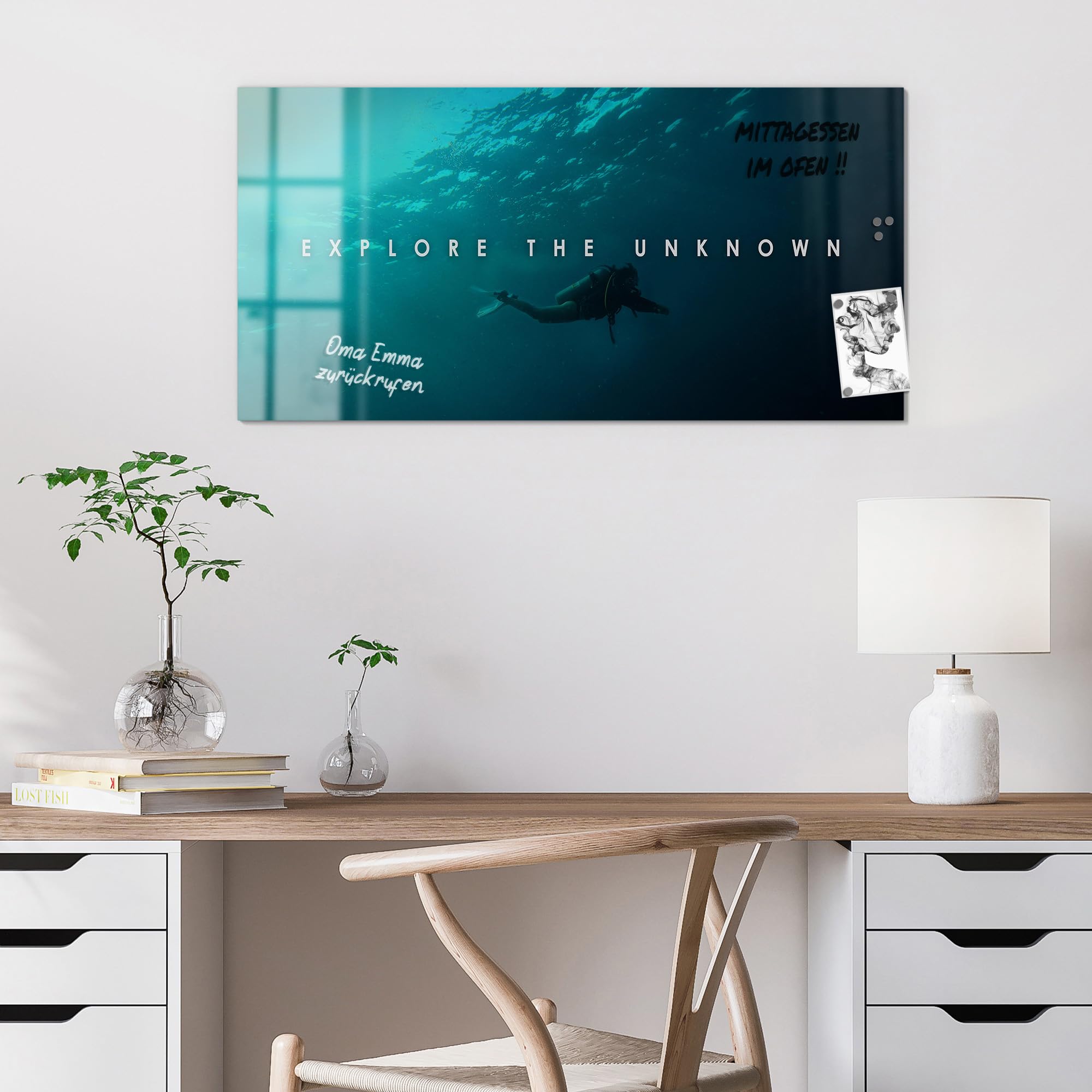 Szklana tablica magnetyczna | wymiary 100 x 50 cm | motyw "Nieznane odkrycie" | Tablica magnetyczna z magnesami, długopisem i chusteczką do kuchni i biura | Tablica magnetyczna i do pisania