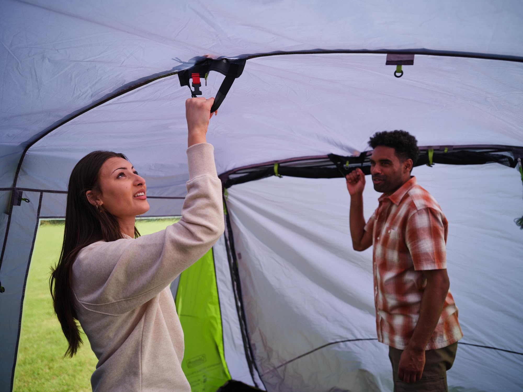 Coleman Tienda Fastpitch Victoria Falls 4 Blackout| Montaje rápido en 2 Minutos| Dormitorio oscurecido|Tienda Familiar compacta para 4 Personas |Tienda para Festivales y Camping |Impermeable 4500 mm