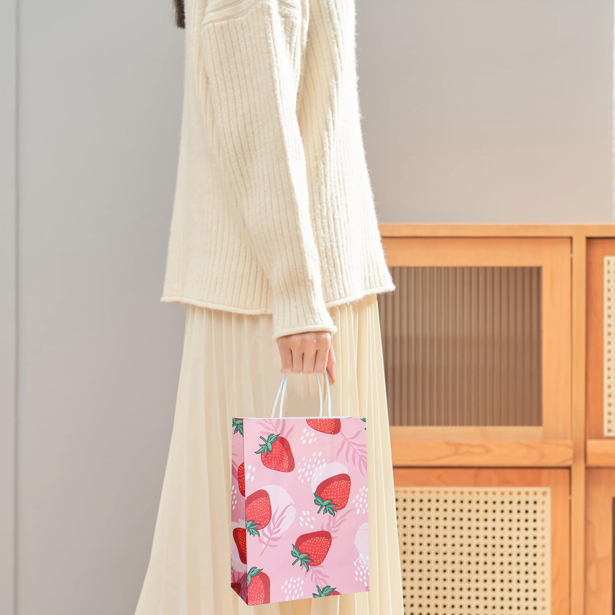 W WINTMING 16Pcs Strawberry Party Favor Bags Strawberry Gift Bags with Handles Pink Red Paper Goodie Bags Cute Fruit Candy Bags for Summer Birthday Party Decoration