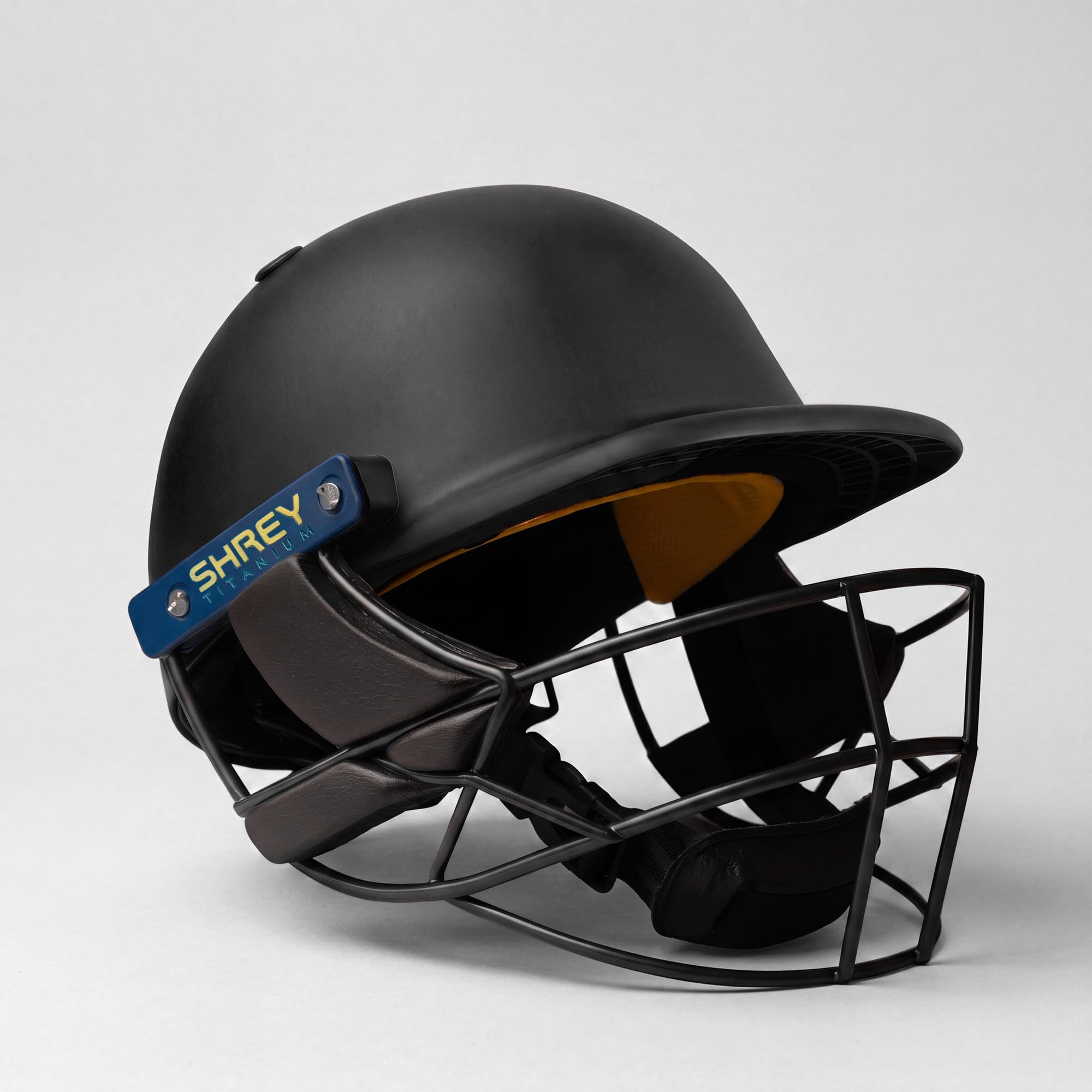 Shrey Chroma Titanium Cricket Helmet (Painted) (Fixed Visor) (Black, M)-image-34