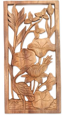 NOVICA Escultura de pared de garza y flor tallada en madera natural, estanque de garzas, marrón 7.50 x 15.25 pulgadas
