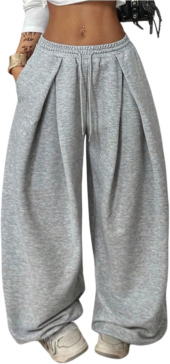 Milumia Women's Y2k Low Waisted Wide Leg Sweatpants Pleated Baggy Sweat Pants with Pockets