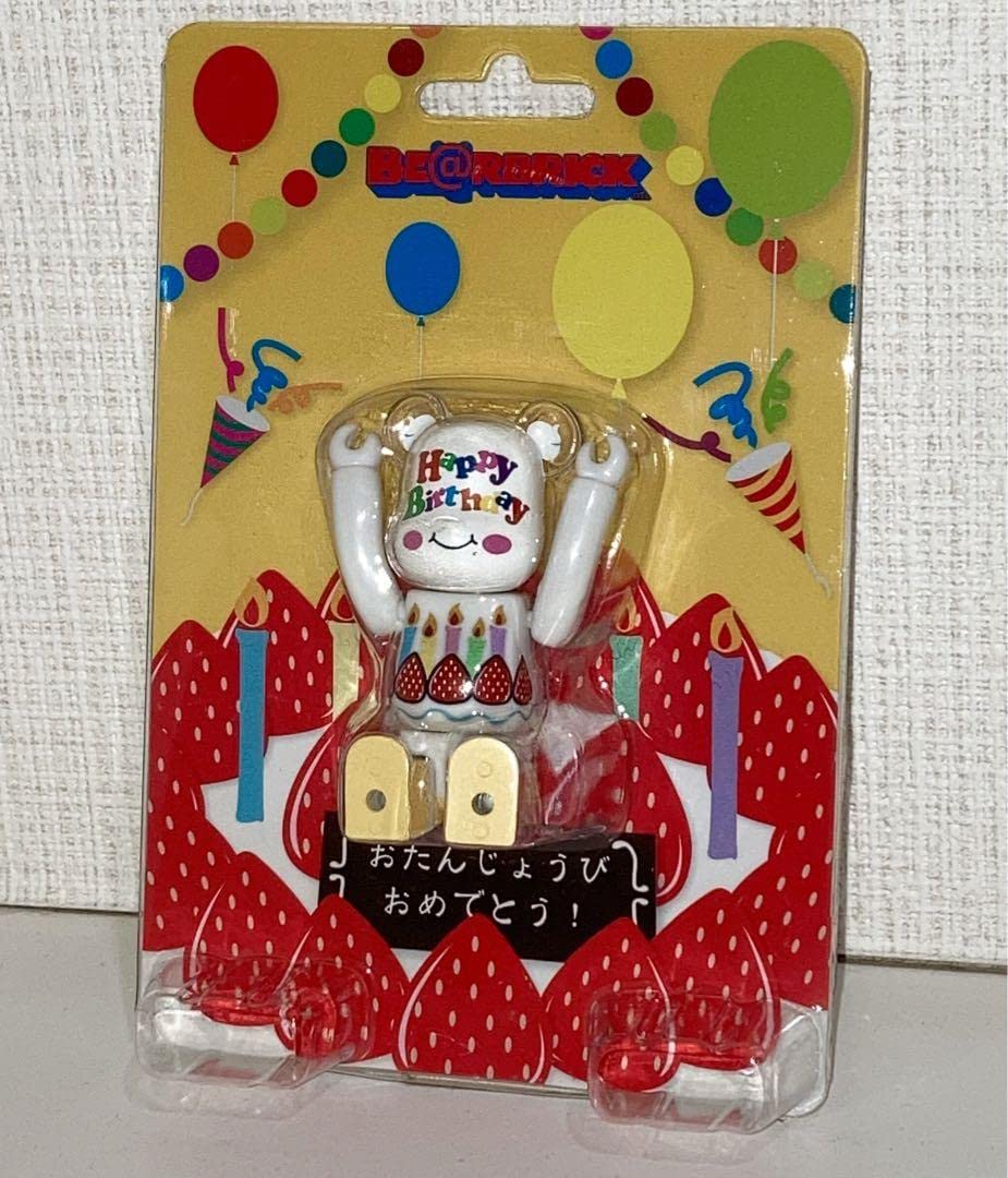 Amazon.co.jp: ベアブリック グリーティング 誕生日 100% Happy
