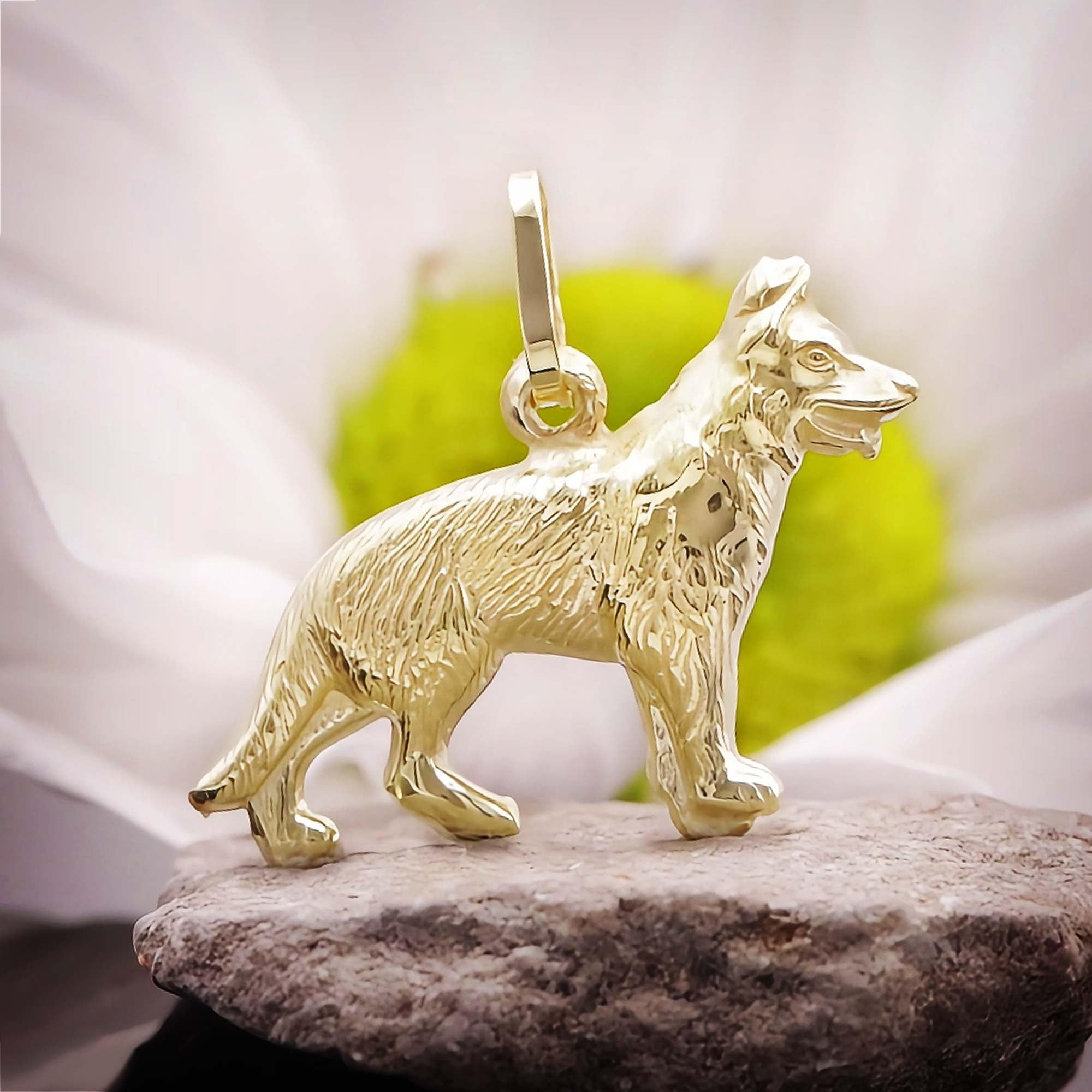 CLEVER joyas Dorado Colgante perro de ovejas figurativo en ambas caras y brillante brillante de oro 333