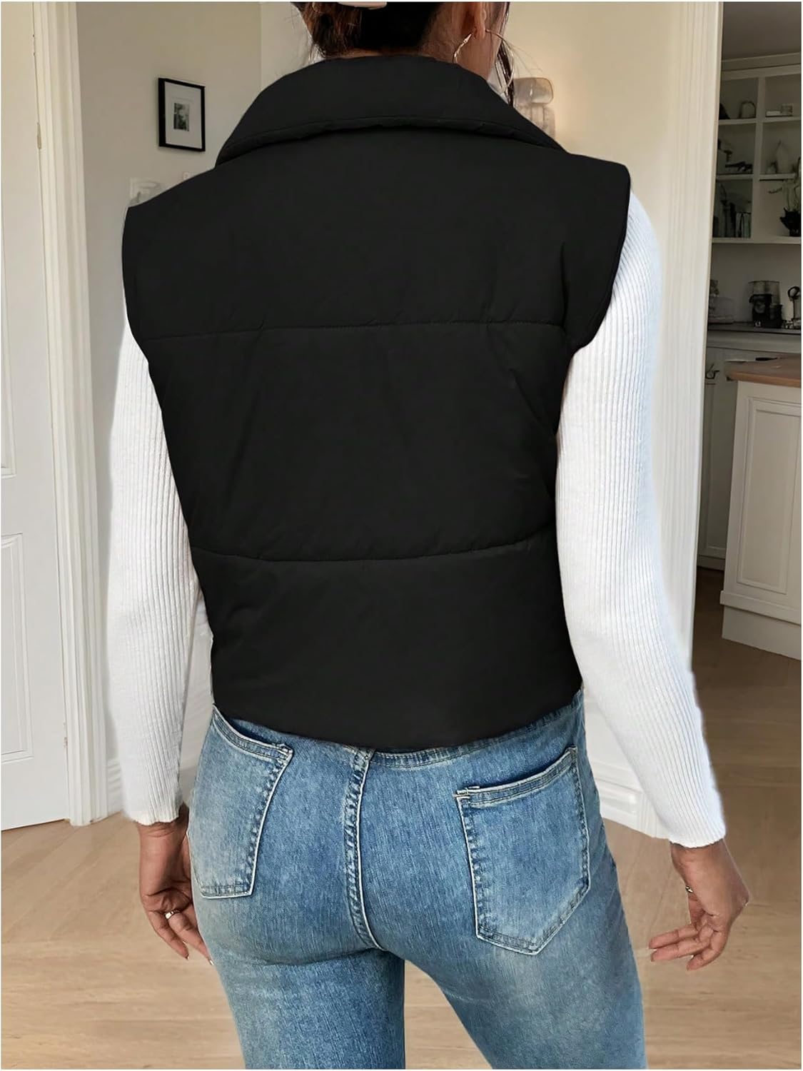 Verdusa Women's Zip Up Cropped Puffer Vest Sleeveless Collared Padded Down Coats Fall Winter Clothes - Image 2