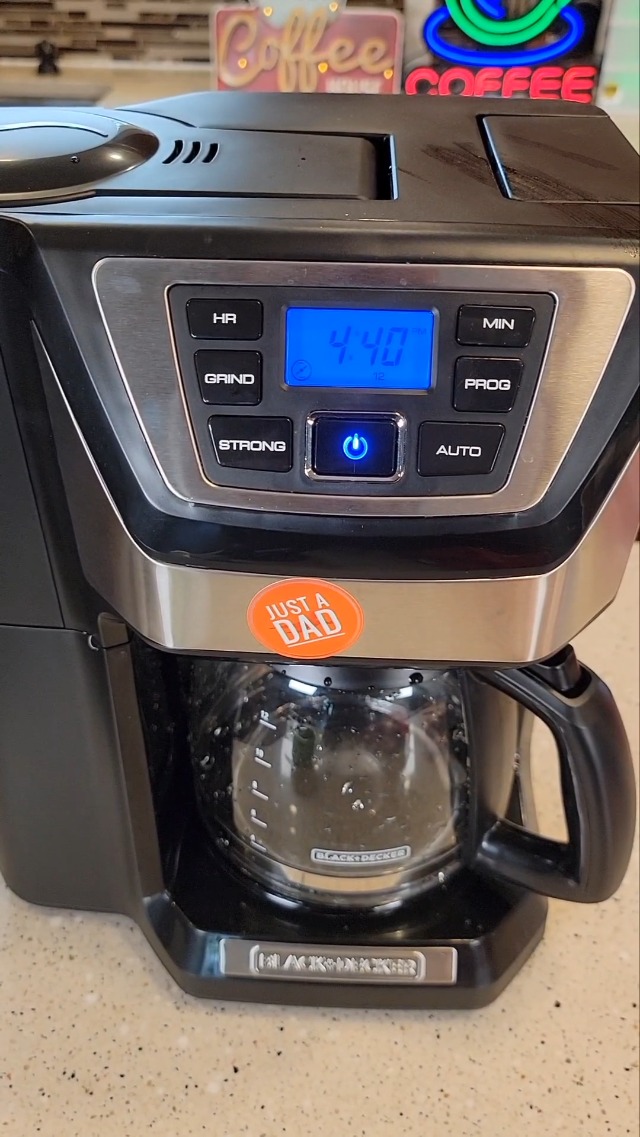 Watch Black Decker 12 Cup Mill & Brew Coffee Maker on Amazon Live