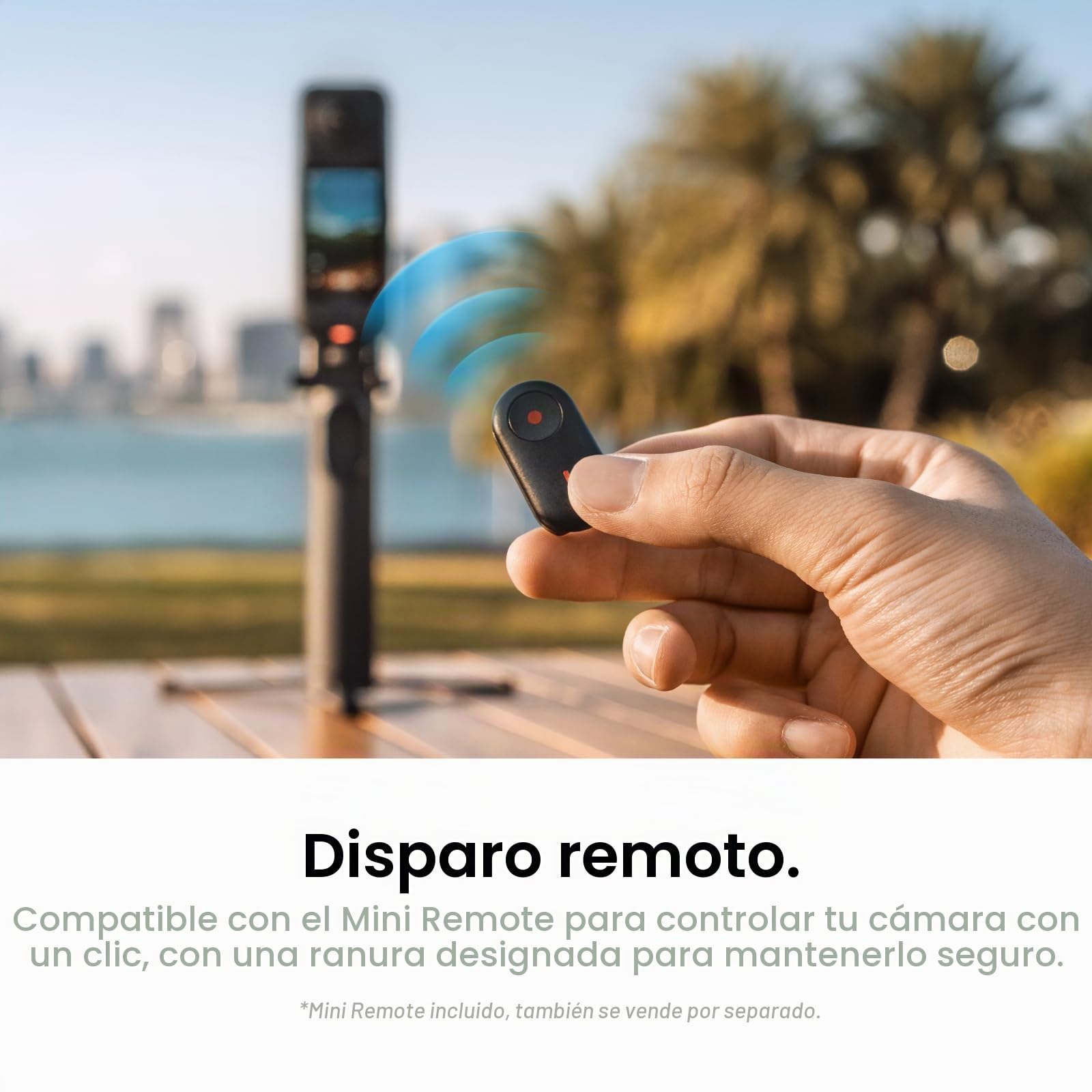 Insta360 Paquete de Selfie Stick Plegable Remoto 2 en 1, mástil Invisible y trípode Incorporado, Mini Controlador para operar la cámara, Montura de 1/4" Compatible con Las cámaras Insta360 X5, X4, X3