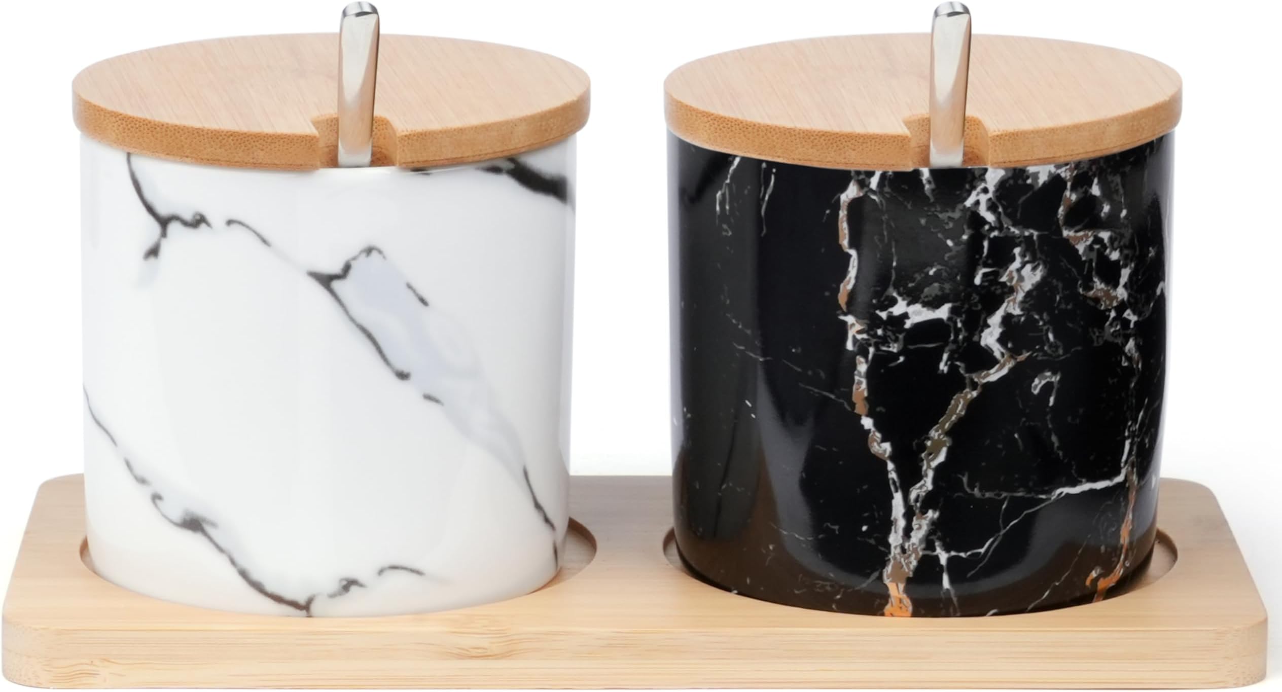 Porta Sale E Pepe Winter Shore - Set 2 Vasetti Ceramica Bianco/nero Con Cucchiai Acciaio E Base Bamb&ugrave;