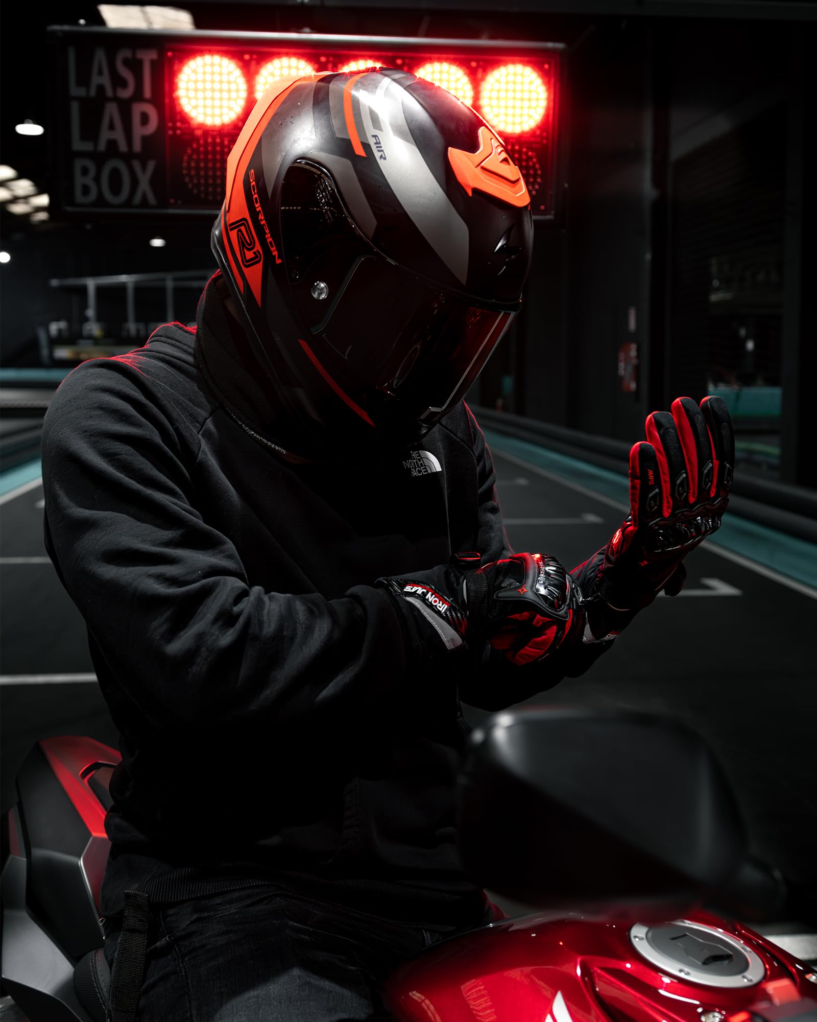 IRON JIA'S Guanti Moto Invernali Uomo Guanti Impermeabili Antivento Level 1 KP Leggeri e Caldi Con Touchscreen a 2 dita per Motociclismo Escursionismo e Altri Sport All'aperto
