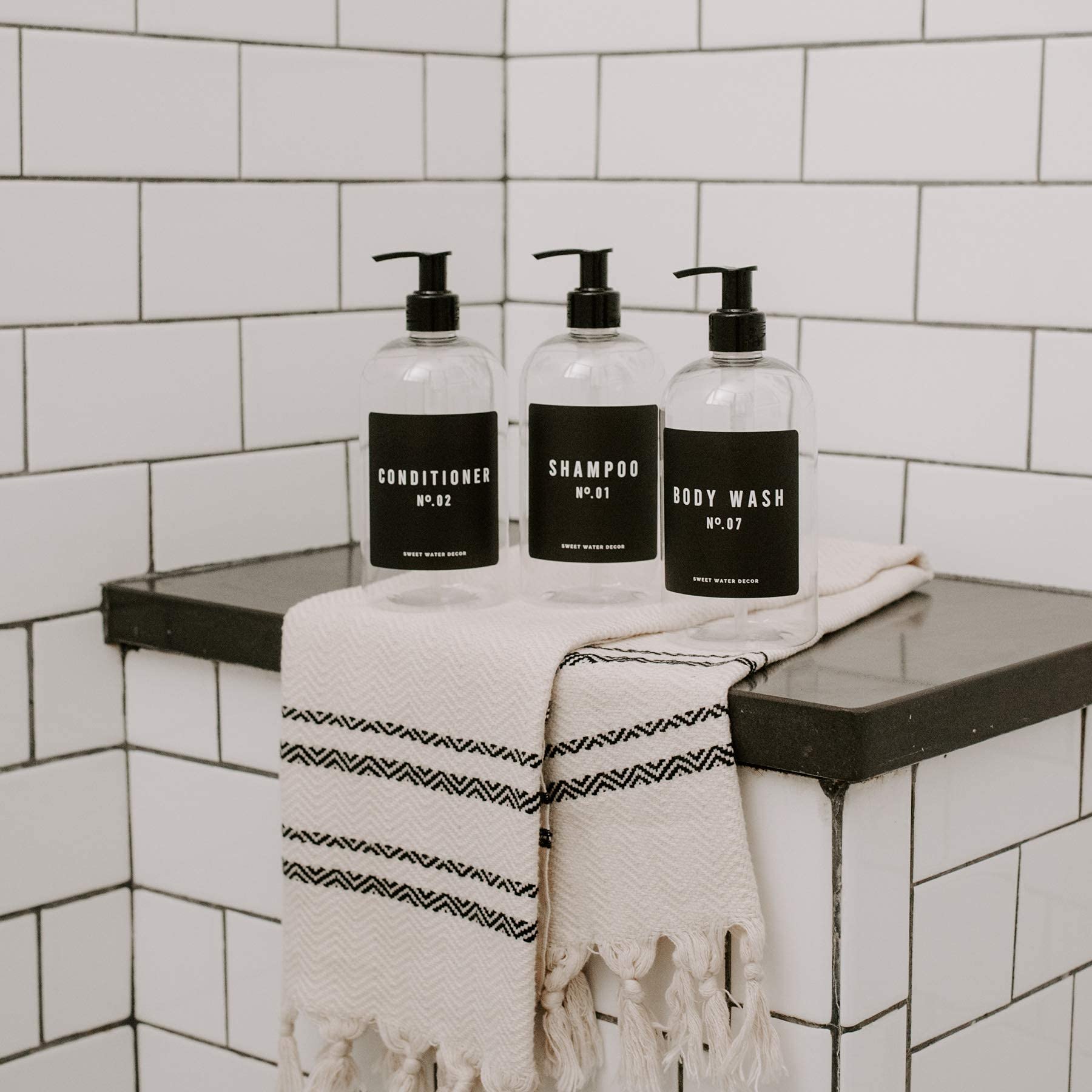 Dispensadores de plástico transparente de 16 onzas | Botellas de baño recargables | Botella de jabón de ducha reutilizable con etiquetas impermeables (champú) 5