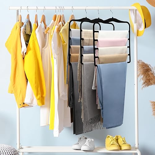 Vista 24 de Magic Pants - Perchas de terciopelo para organización y almacenamiento, ahorro de espacio, paquete de 5 artículos esenciales de habitación para Beige