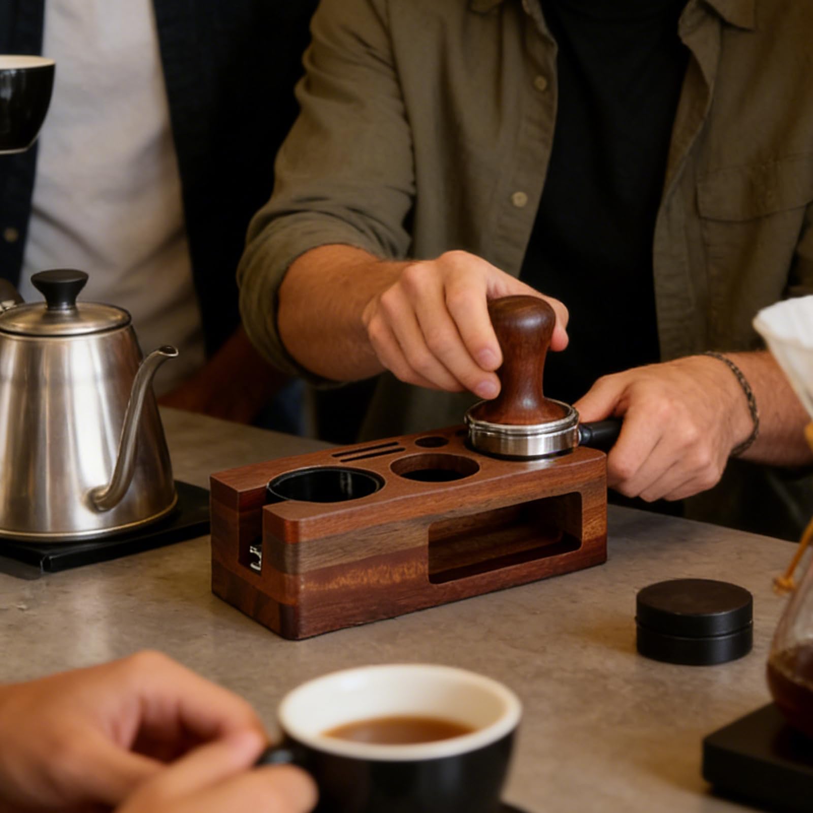 Generisch Tamper Station multifunzione per caffè espresso, in legno