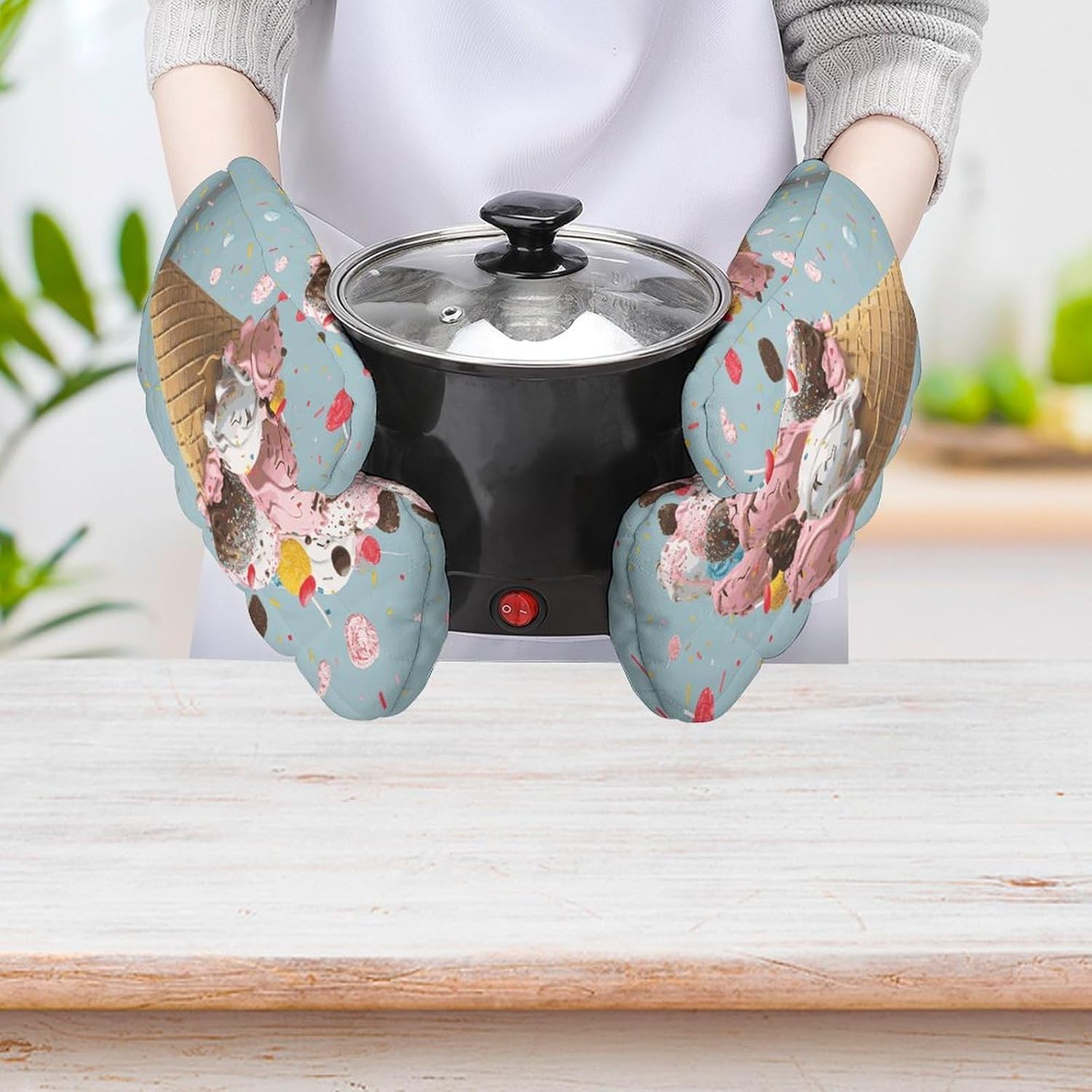 2 Pcs Oven Mitts Heat Resistant Kitchen Gloves Soft Safety Sweet Ice Cream Oven Glove for Microwave, Barbecue