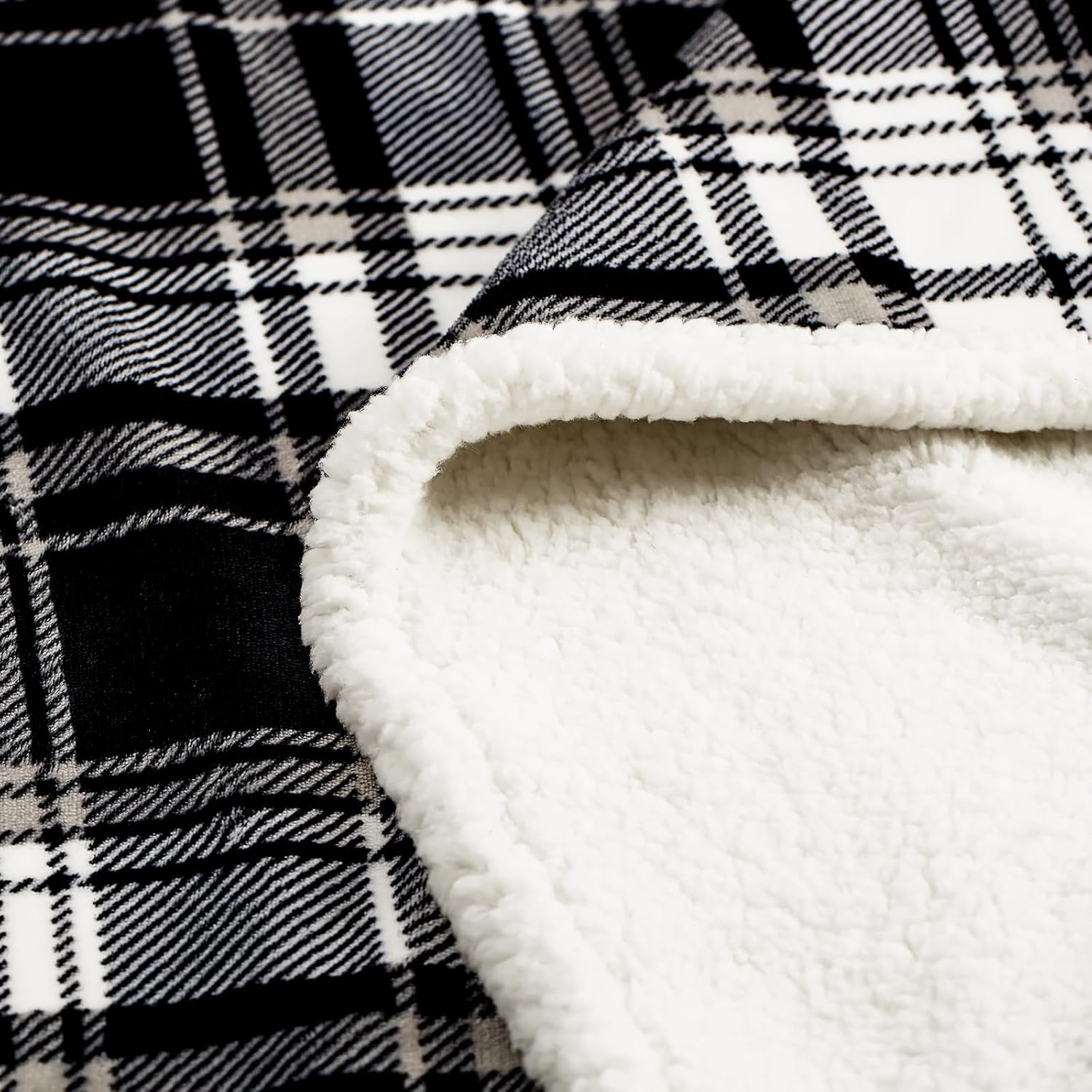 Touchat Sherpa Plaid Throw Blanket,Fleece Flannel Plush Twin Size Microfiber Blanket for Couch Bed Sofa,Fuzzy Fluffy Cozy Soft Blanket(60" X 70", Plaid Black)