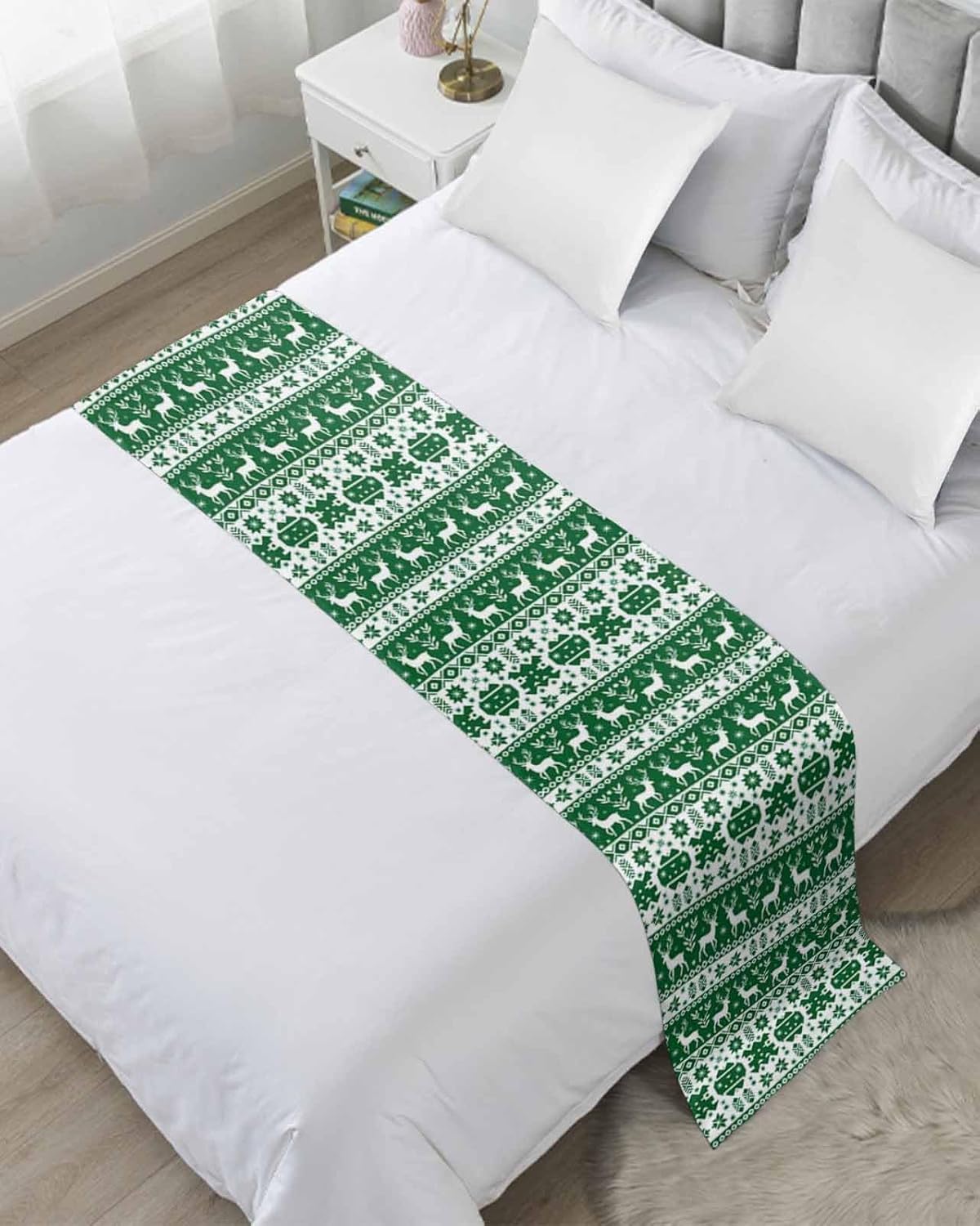 Green Christmas Bed Runner Scarf King Size, Cartoon Winter Xmas Deer Snowflake Luxury Bed Throw Runners & Scarves for Twin Full Queen King Foot of Bed, Bedroom Hotel Wedding Room Decoration, 94"x20"